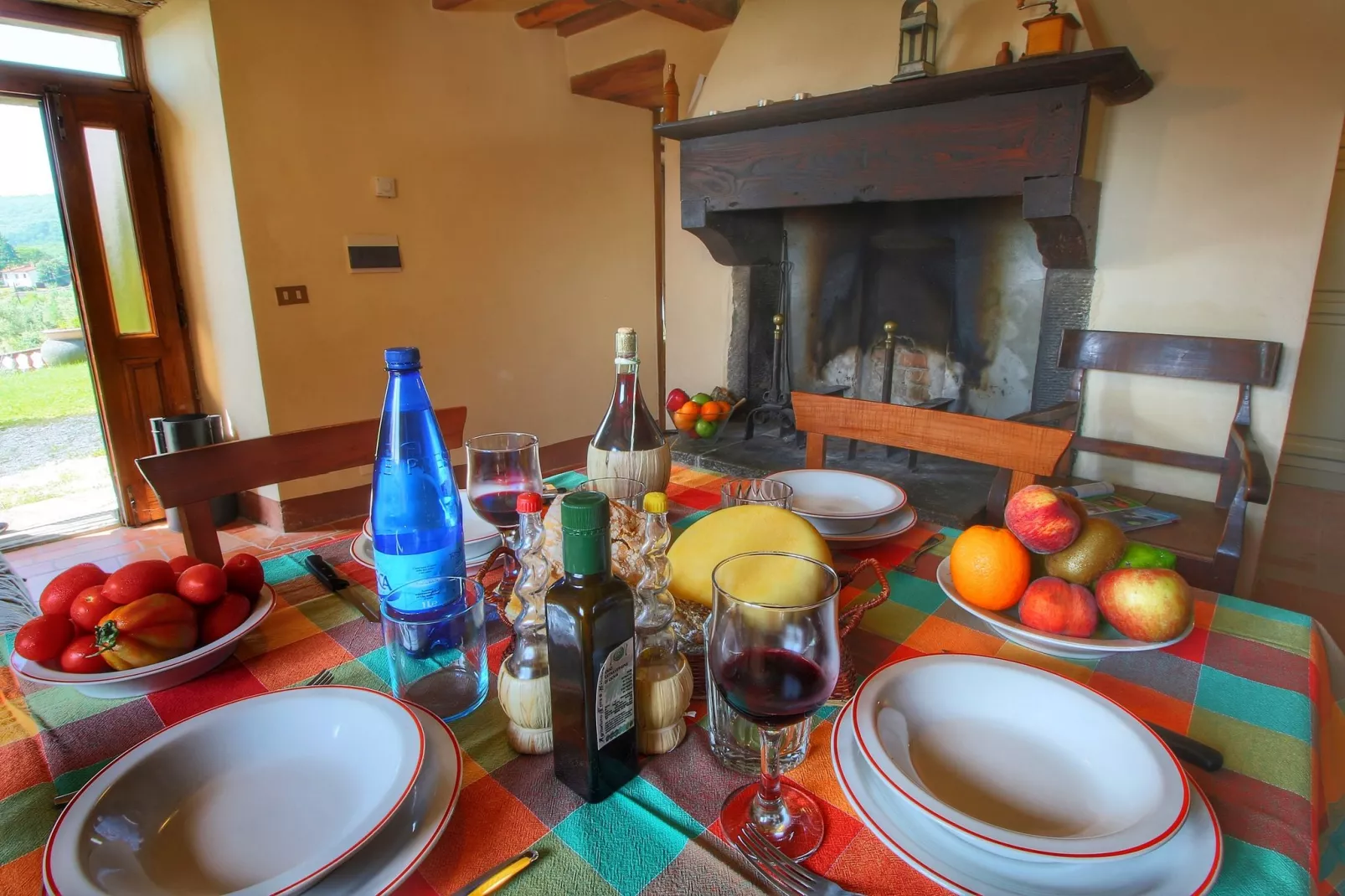 La Torre-Dining room