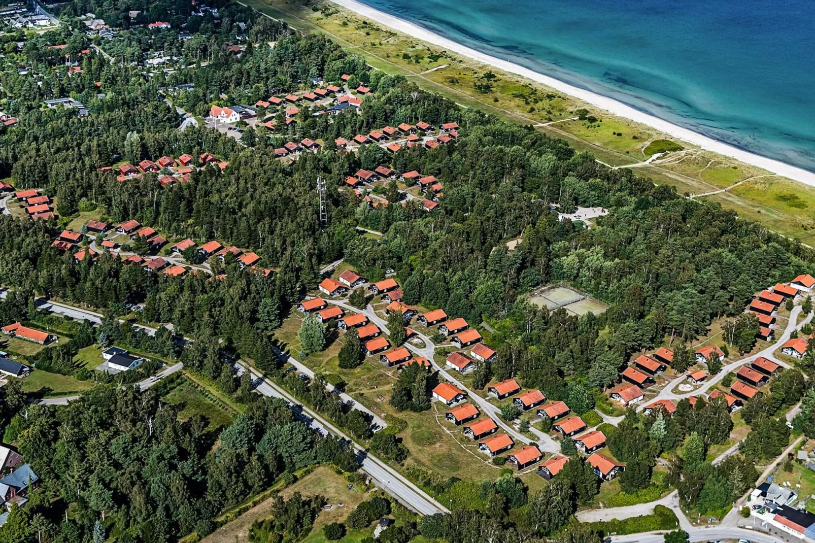 3 room, close to the sea/dike