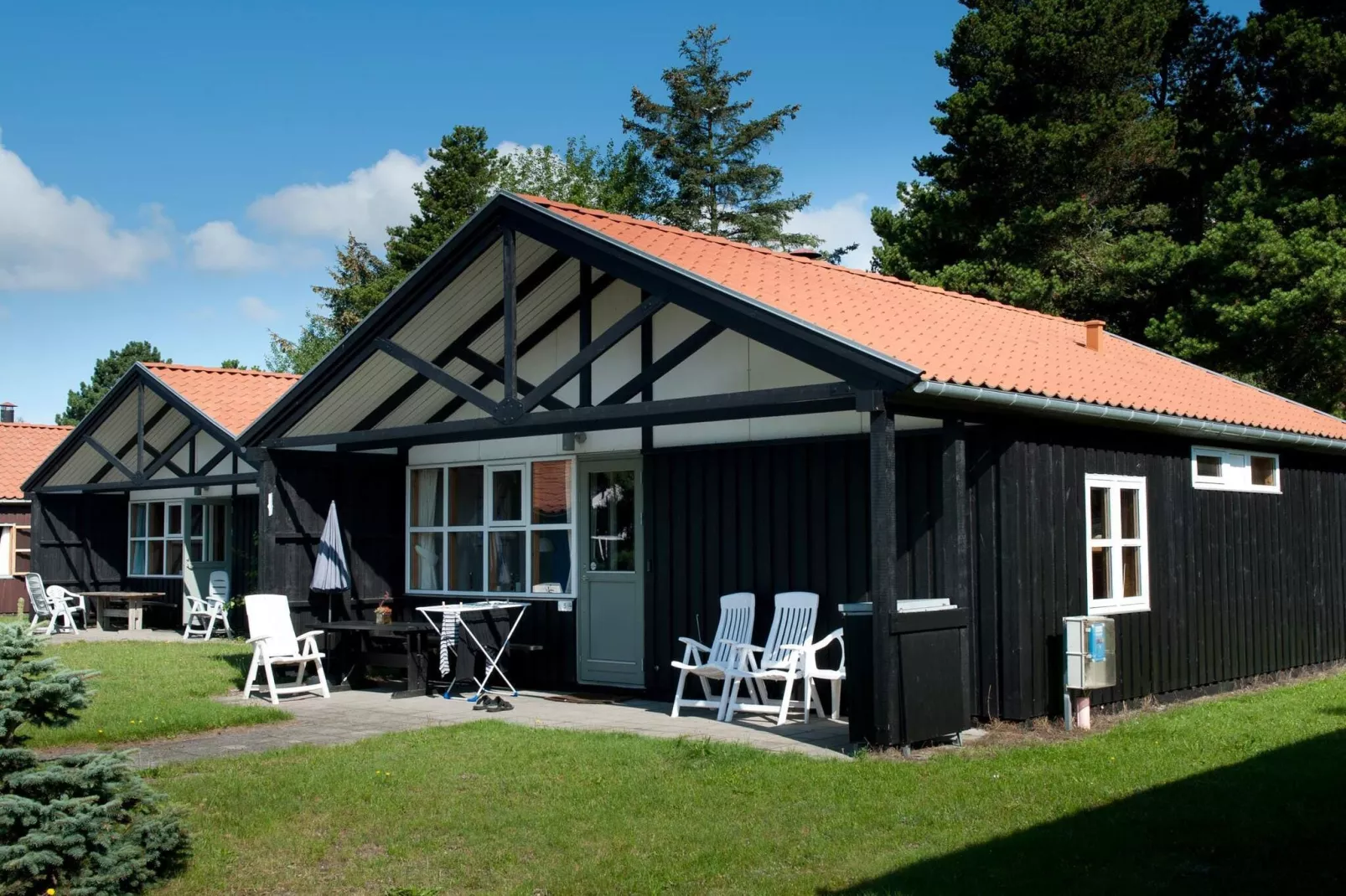 3 room, close to the sea/dike