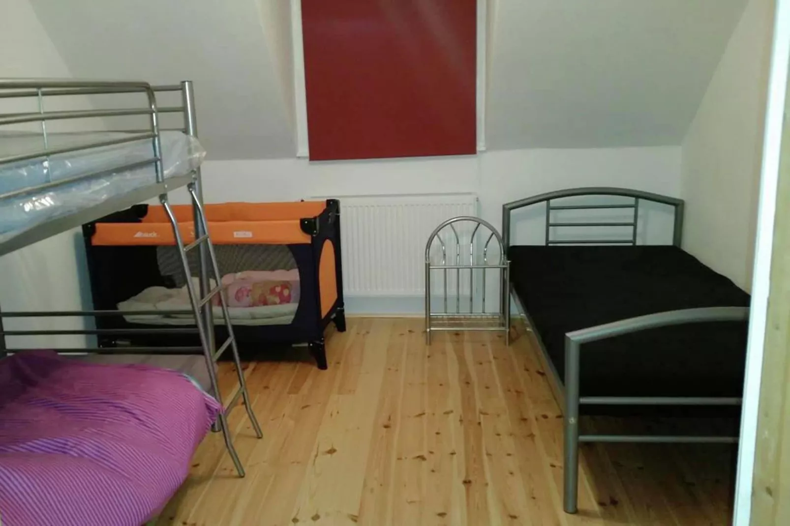 Spiegeltal-Bedroom