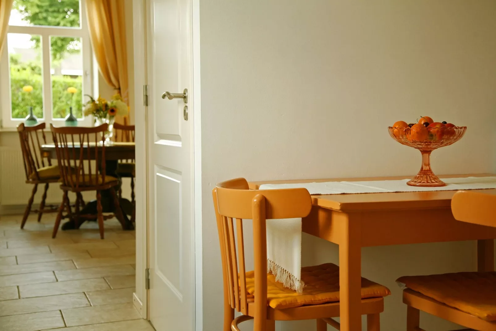 Hoeve in gunne winkel 2-Dining room