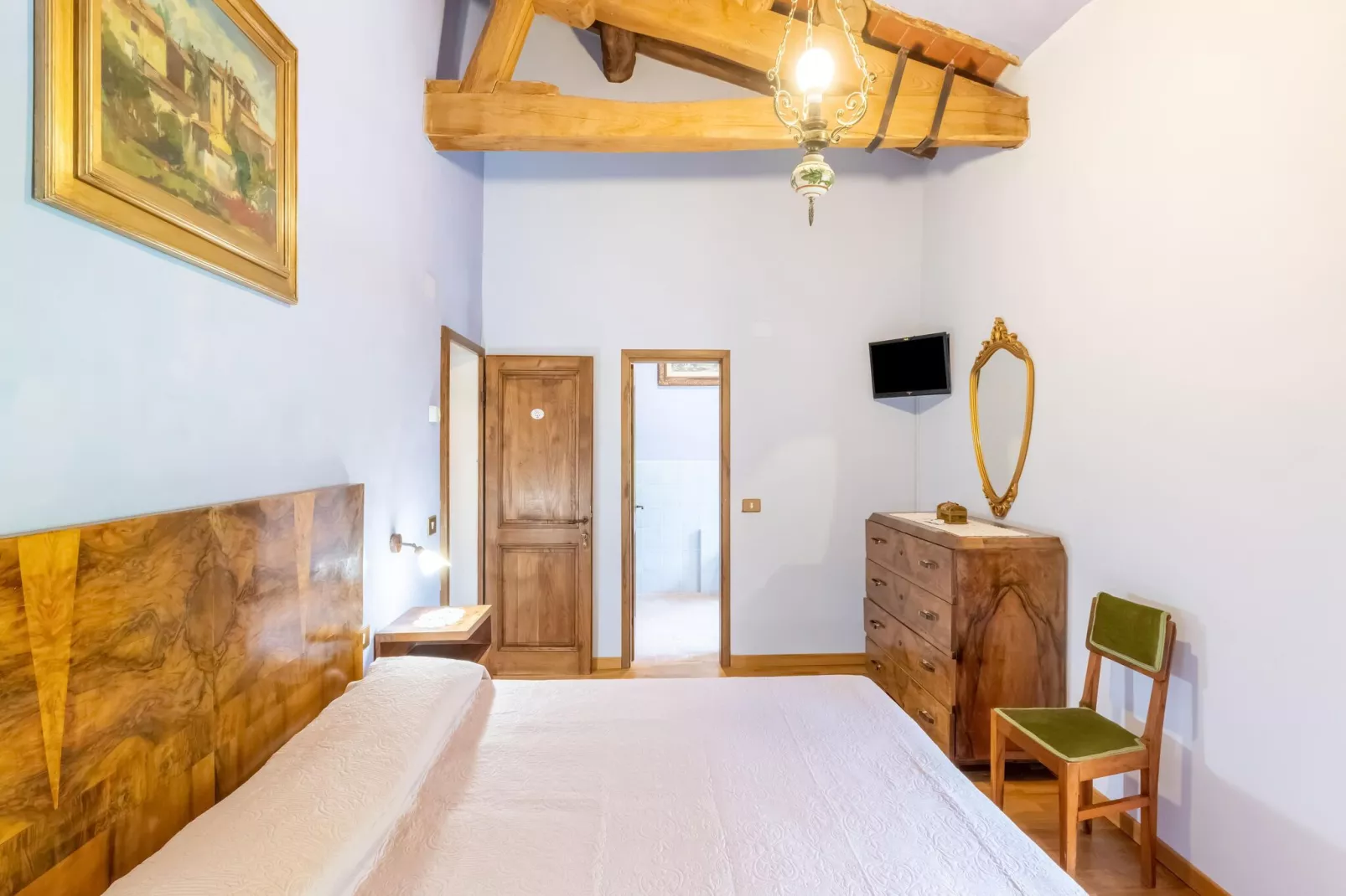 Casa Mirolago-Bedroom