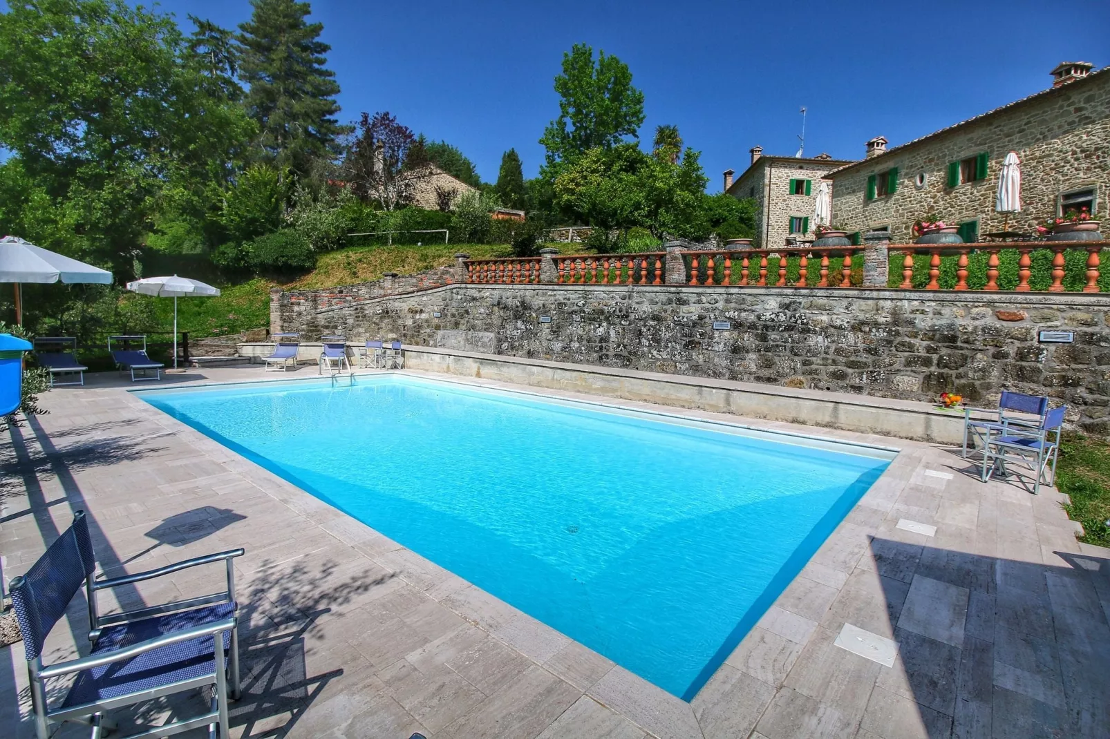 poolofhouse