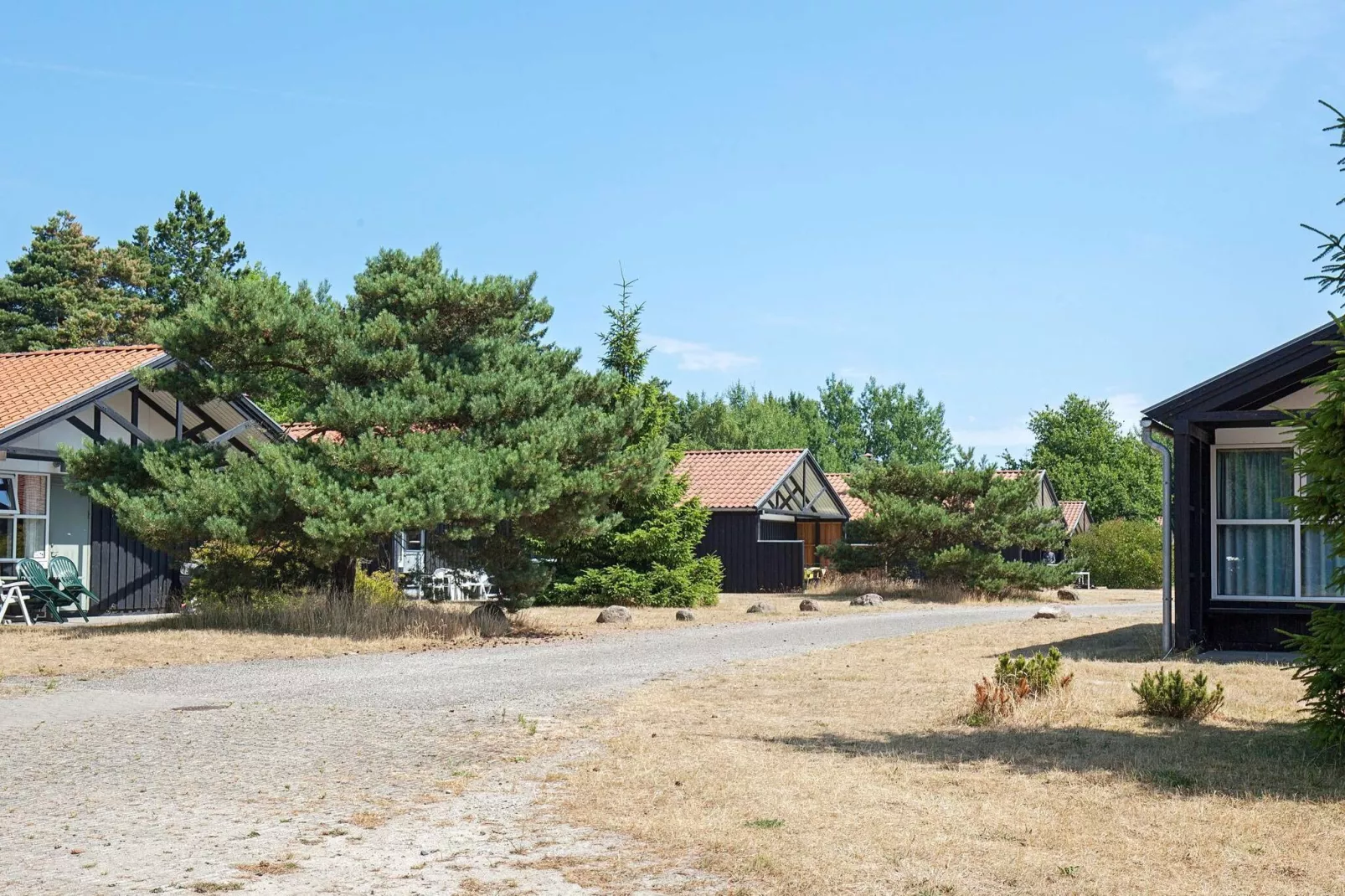 2 room,renovated-Outdoor