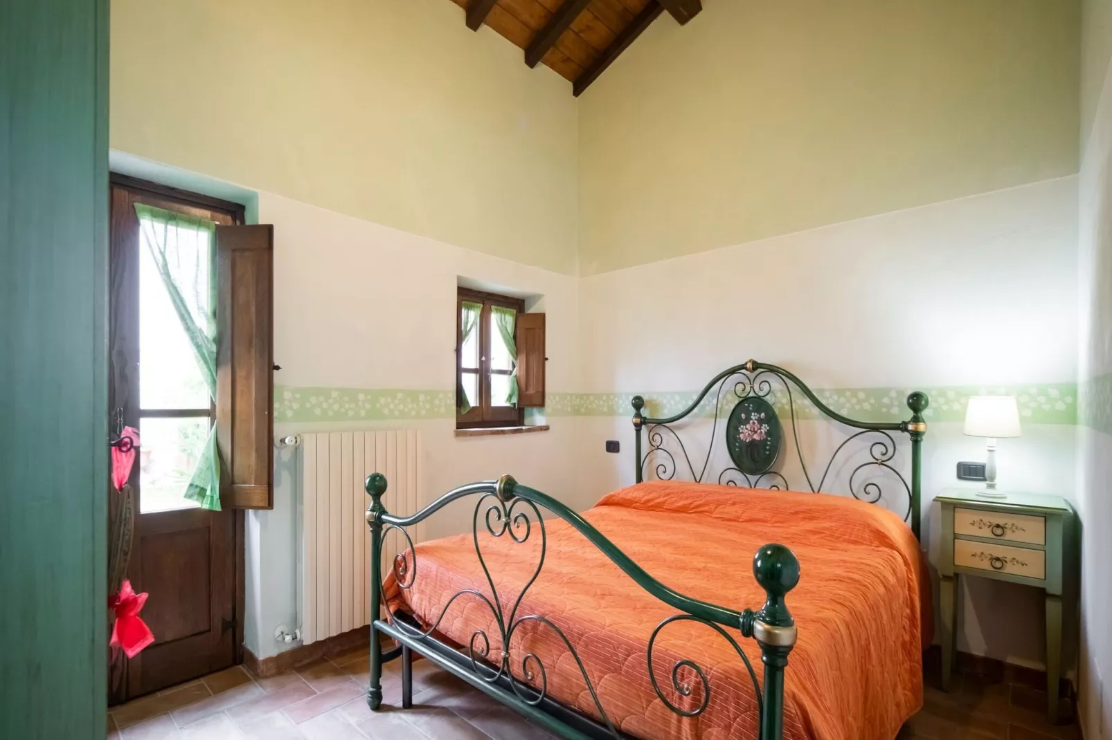 Stalla-Bedroom