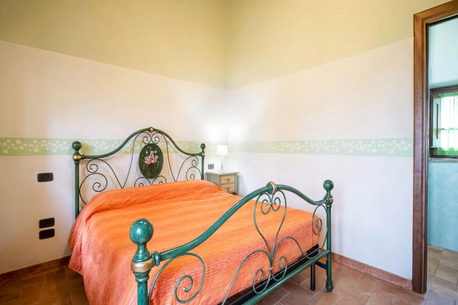 Stalla-Bedroom