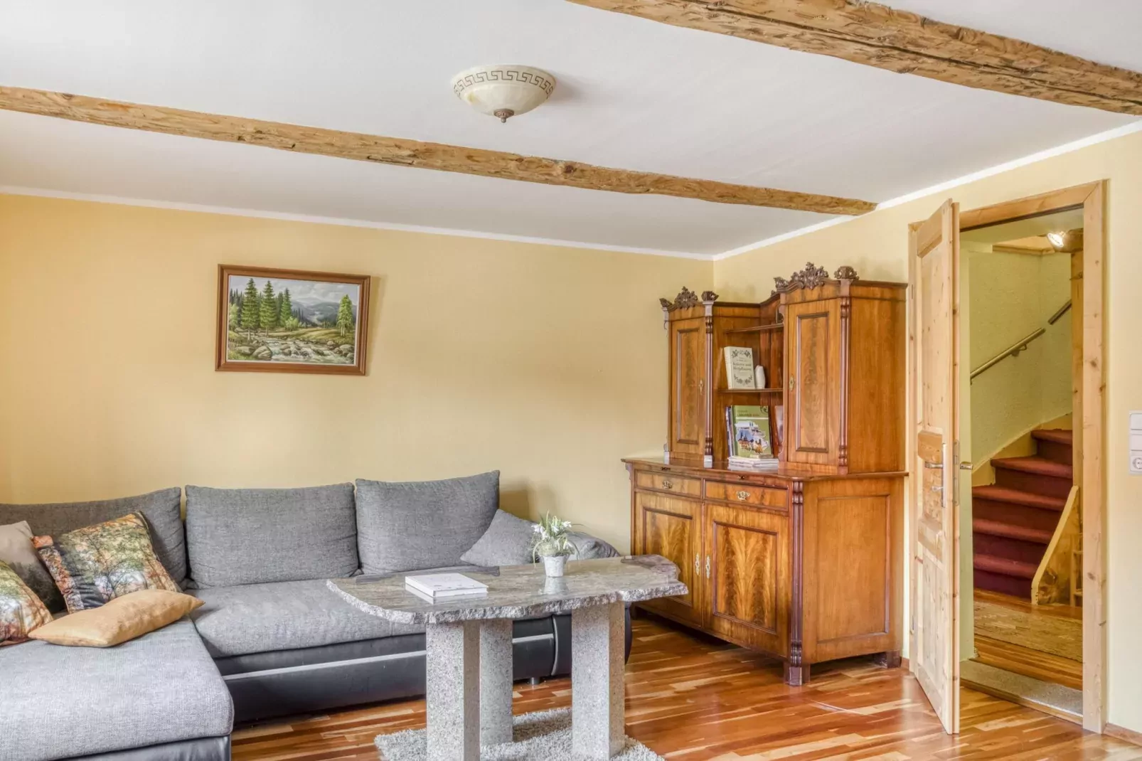 Waltraud-Living room