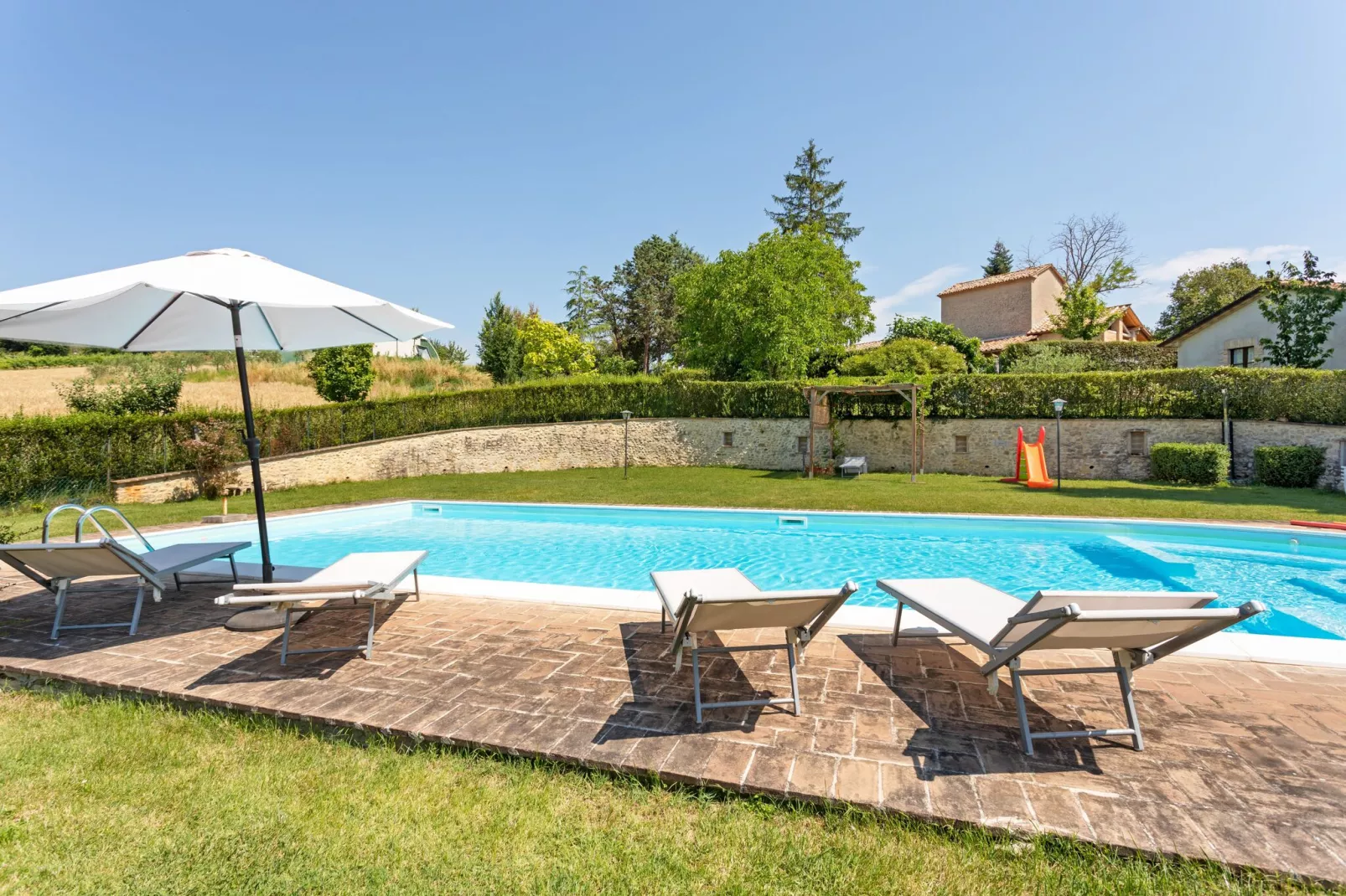 Fienile-Pool