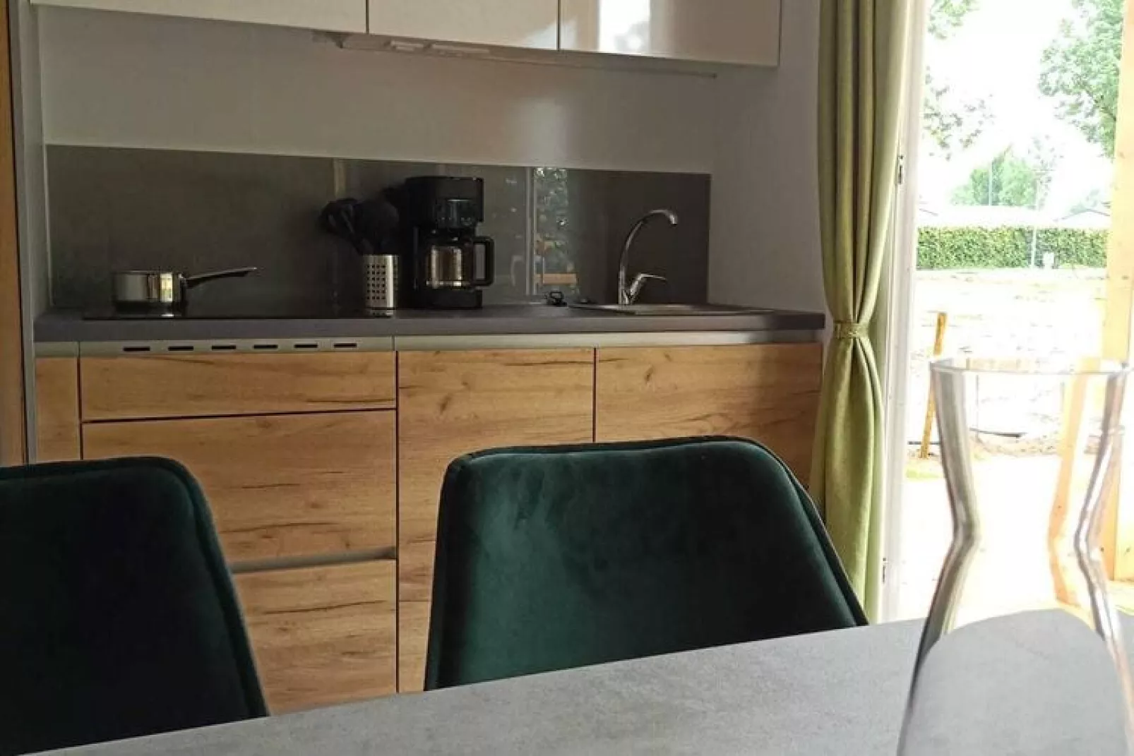 Resort Poort van Maastricht 5-Kitchen