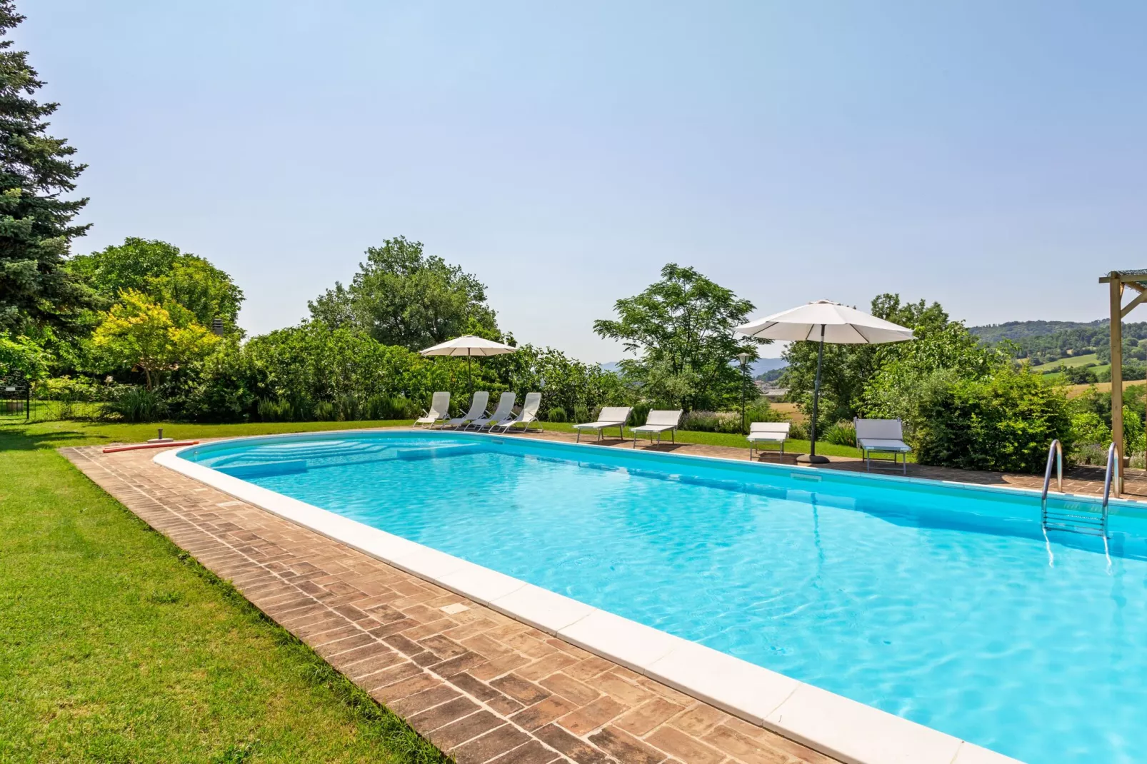 Fienile-Pool