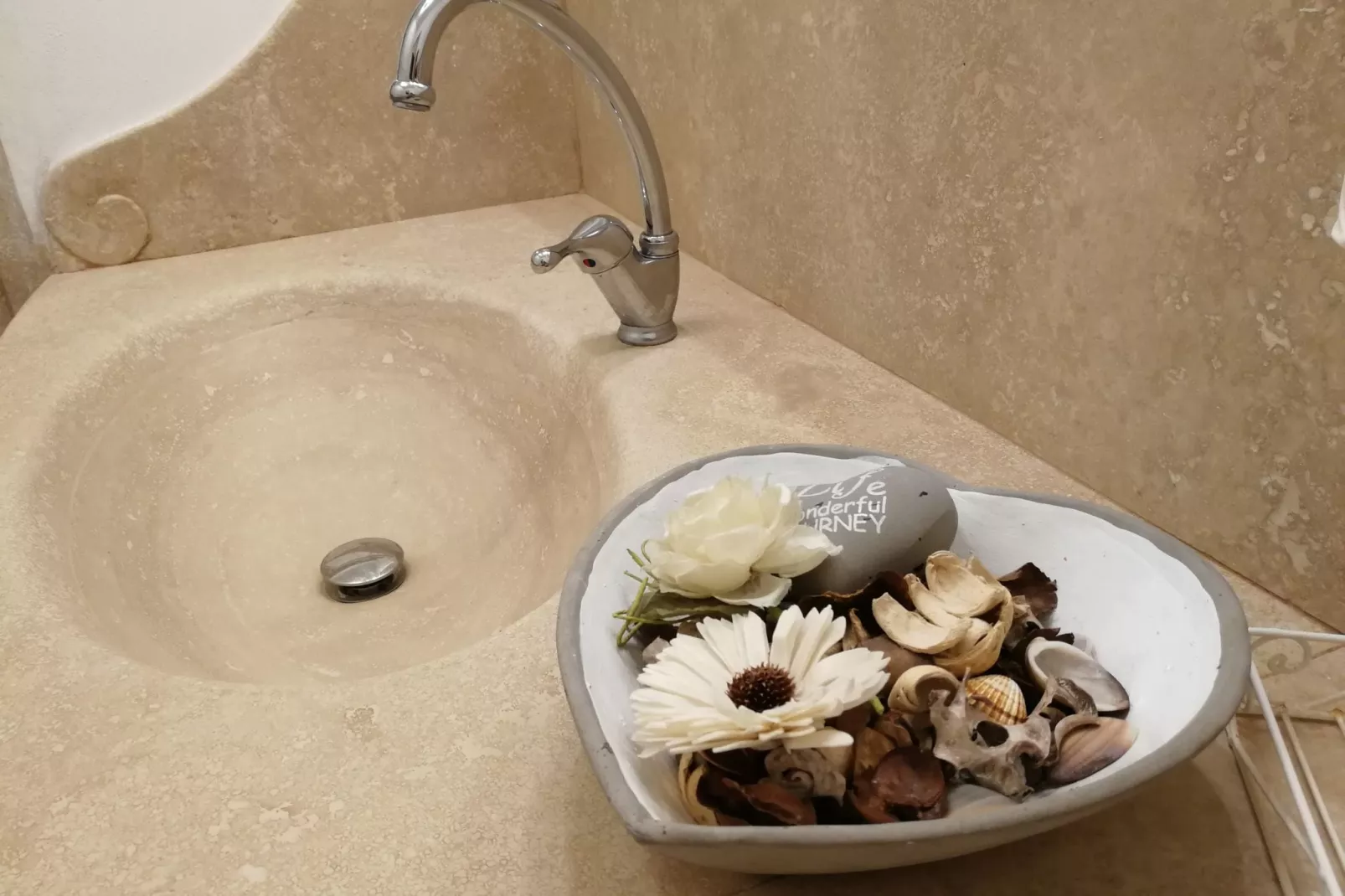 Pineta Bouganville-Bathroom