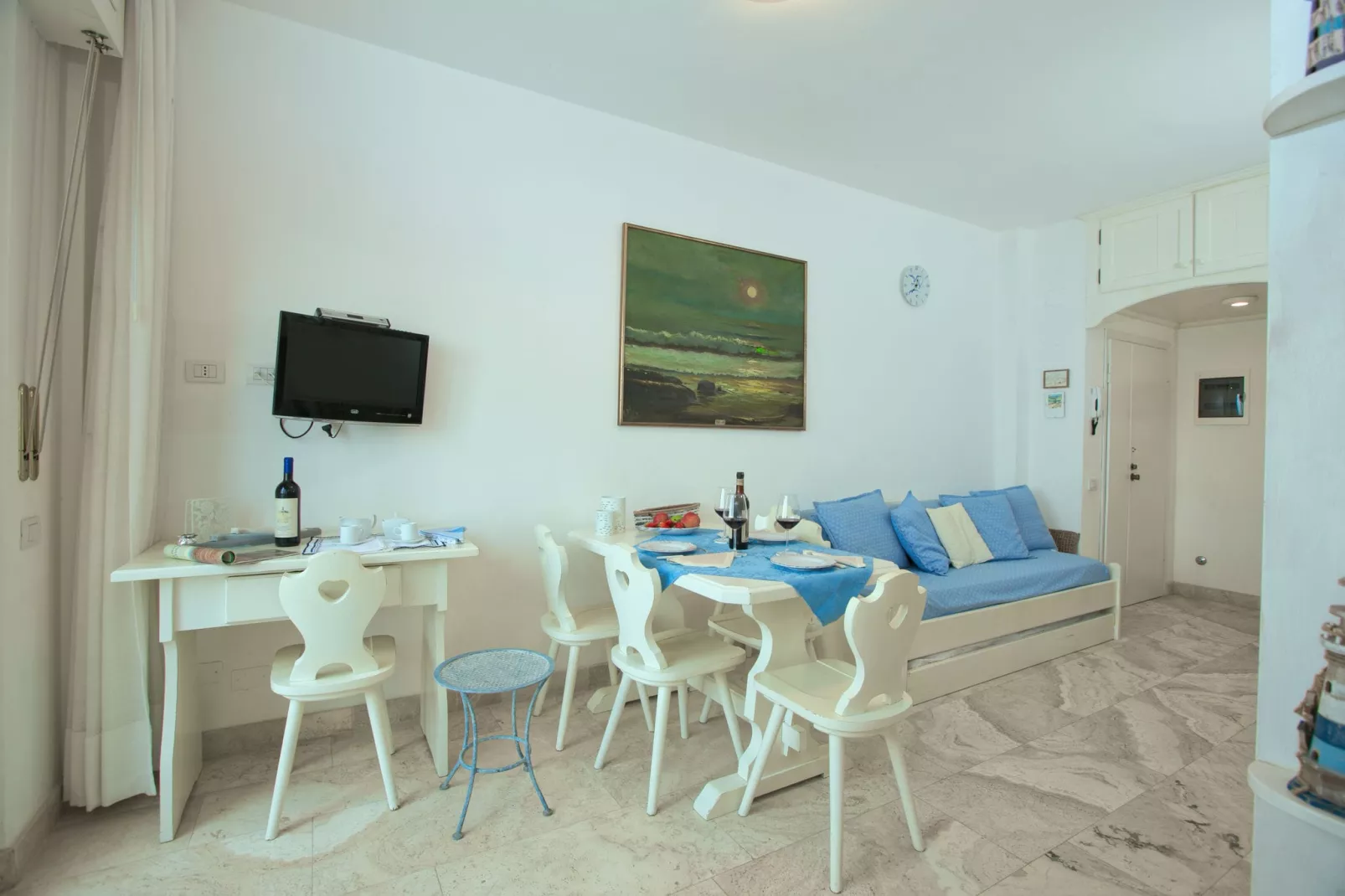 Vistamare Le Finestre-Living room