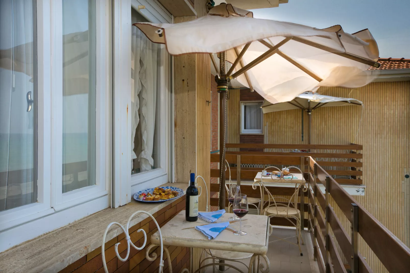 Vistamare Le Finestre-Terrace balcony