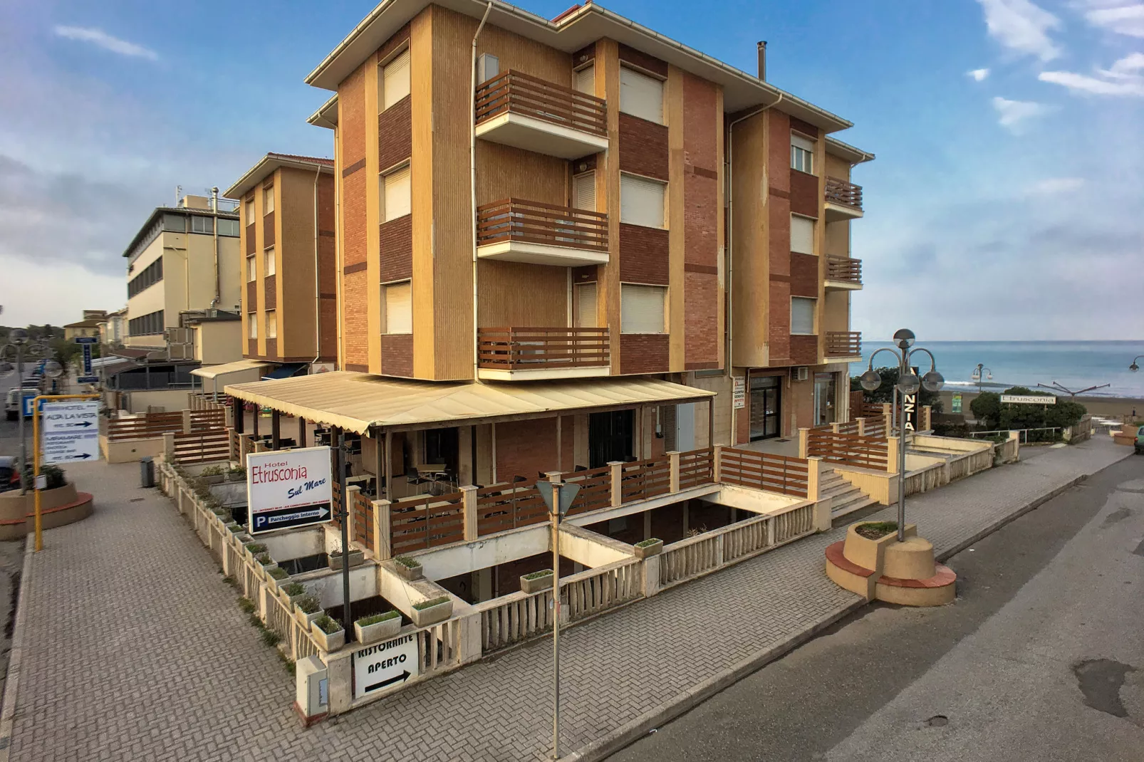 Vistamare Nautilus-Exterior summer