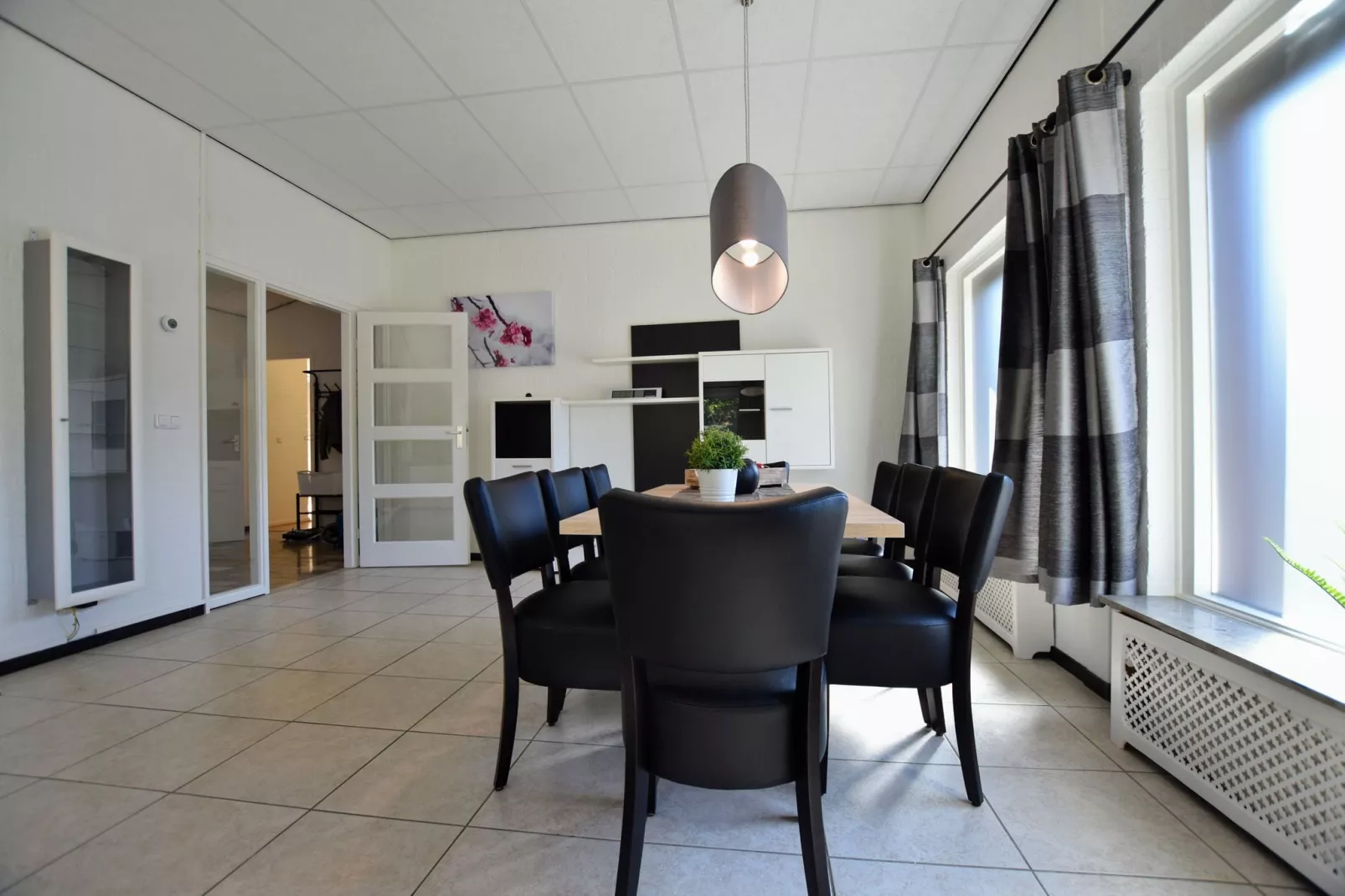 Geulhuisje II-Dining room