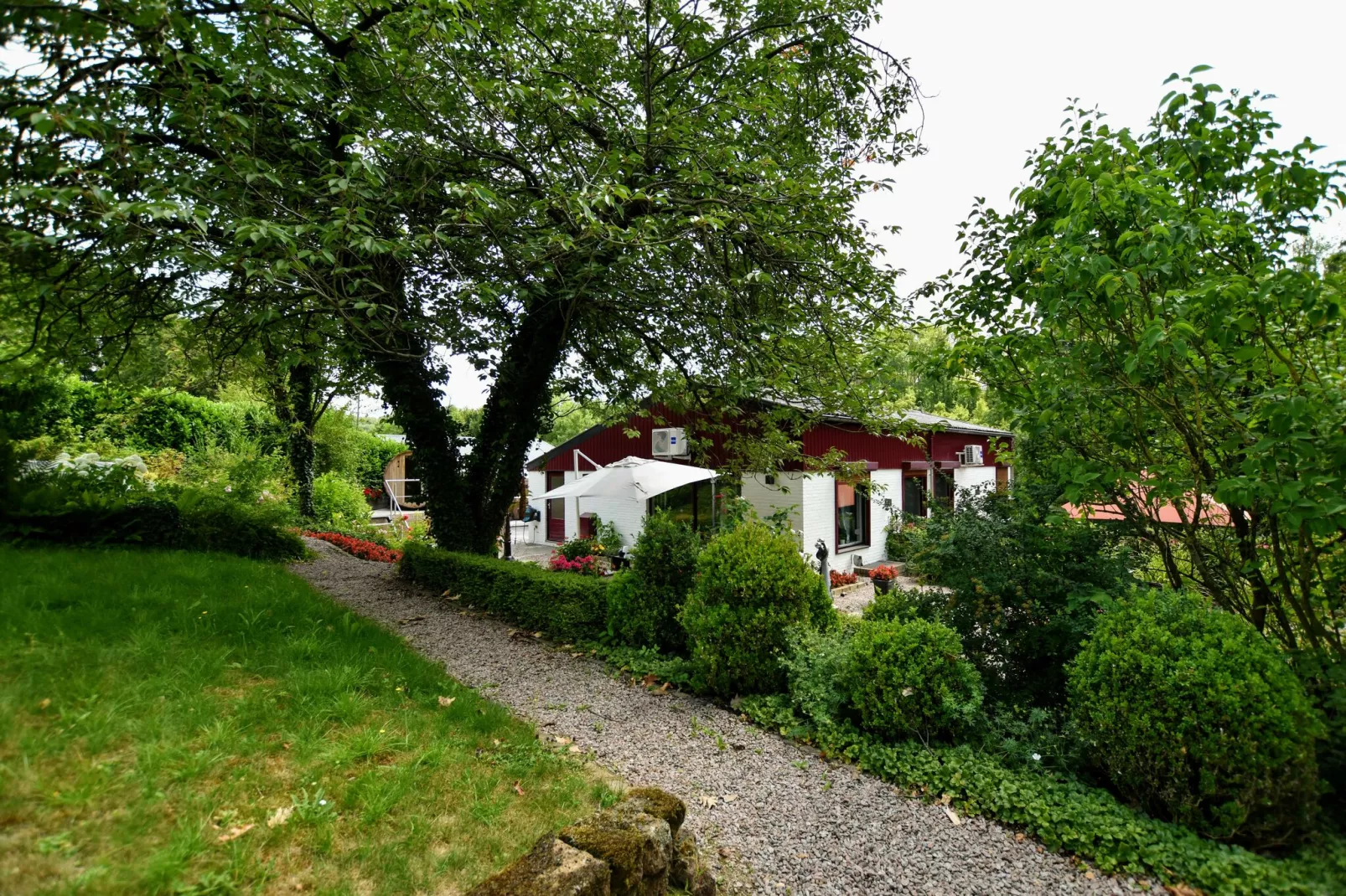 Geulhuisje II-Exterior summer
