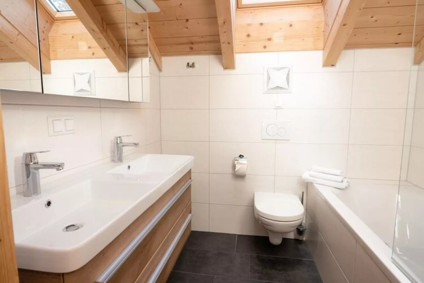 Koralpe XL-Badezimmer