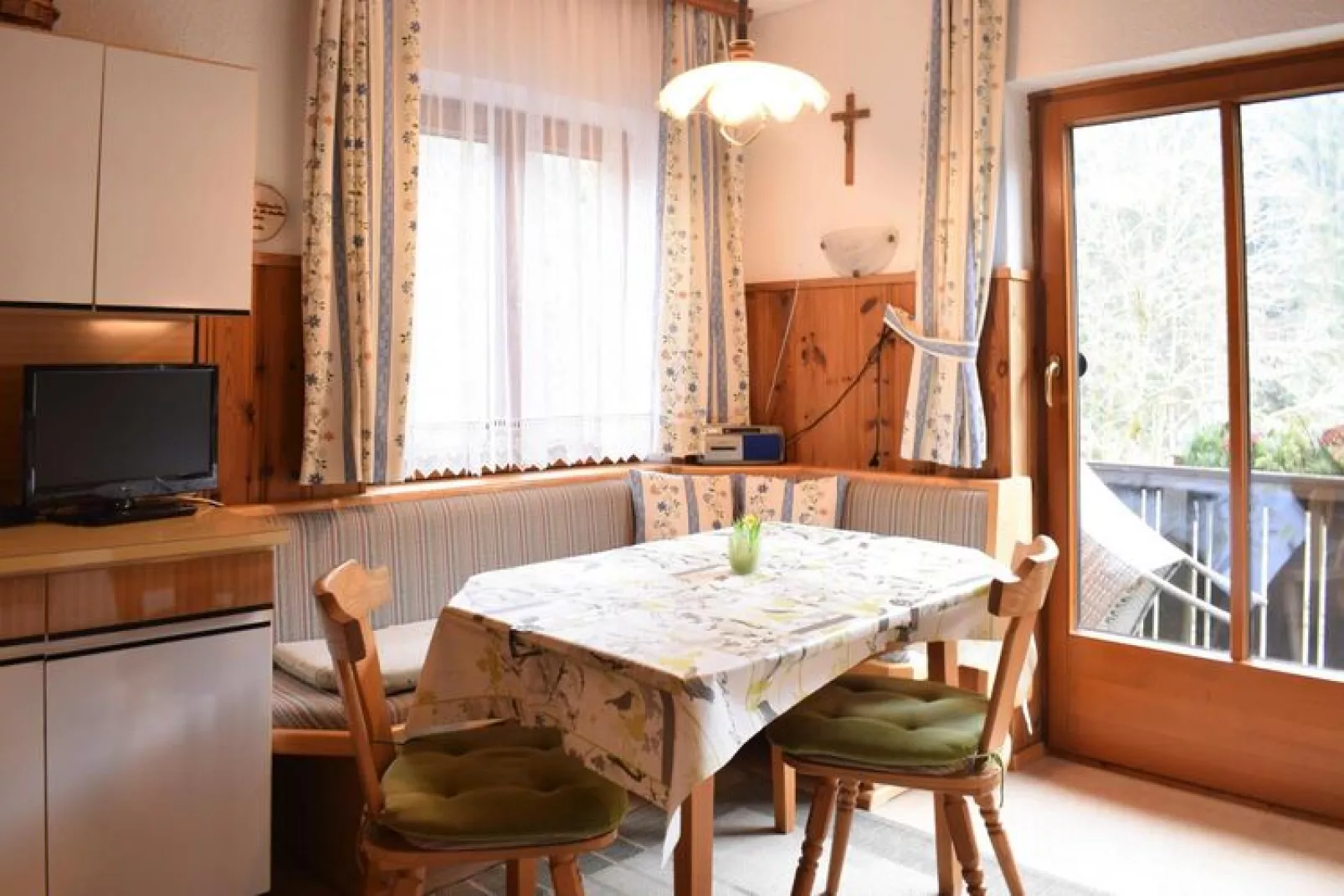 FeWo Kleinpötting Hüttau-Living room