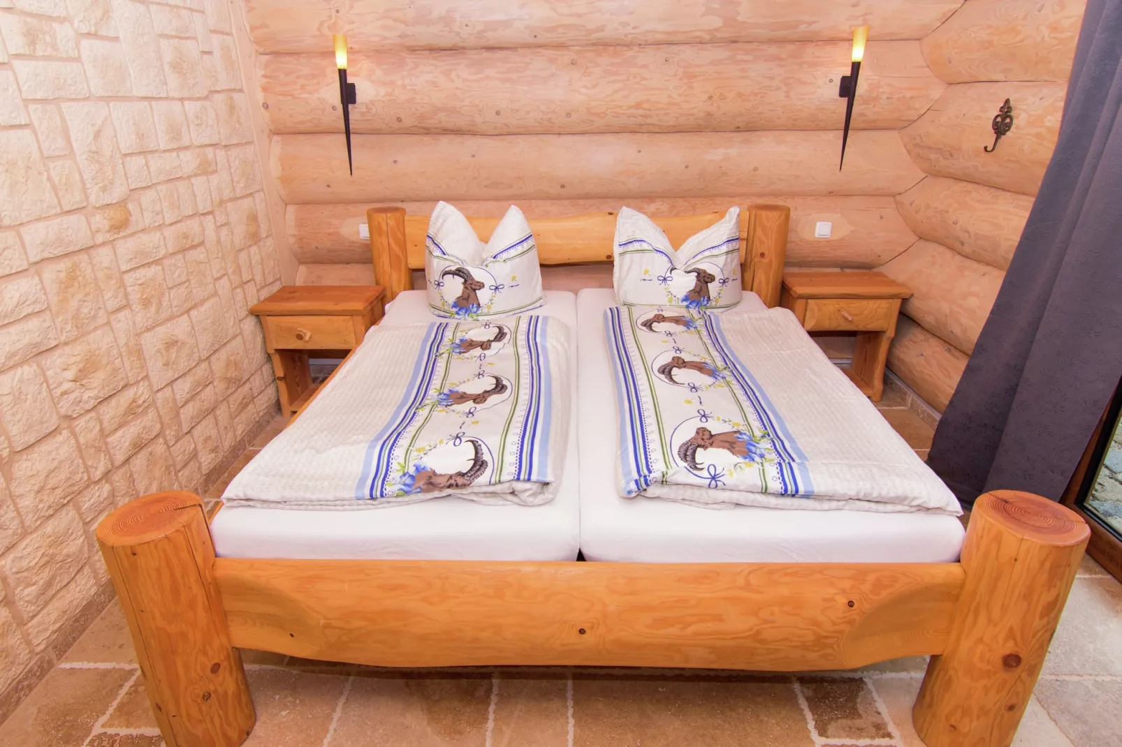 Haus in den Alpen-Bedroom
