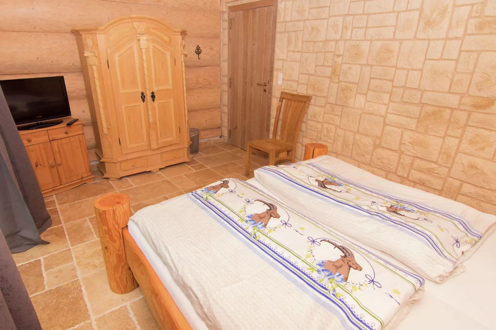Haus in den Alpen-Bedroom