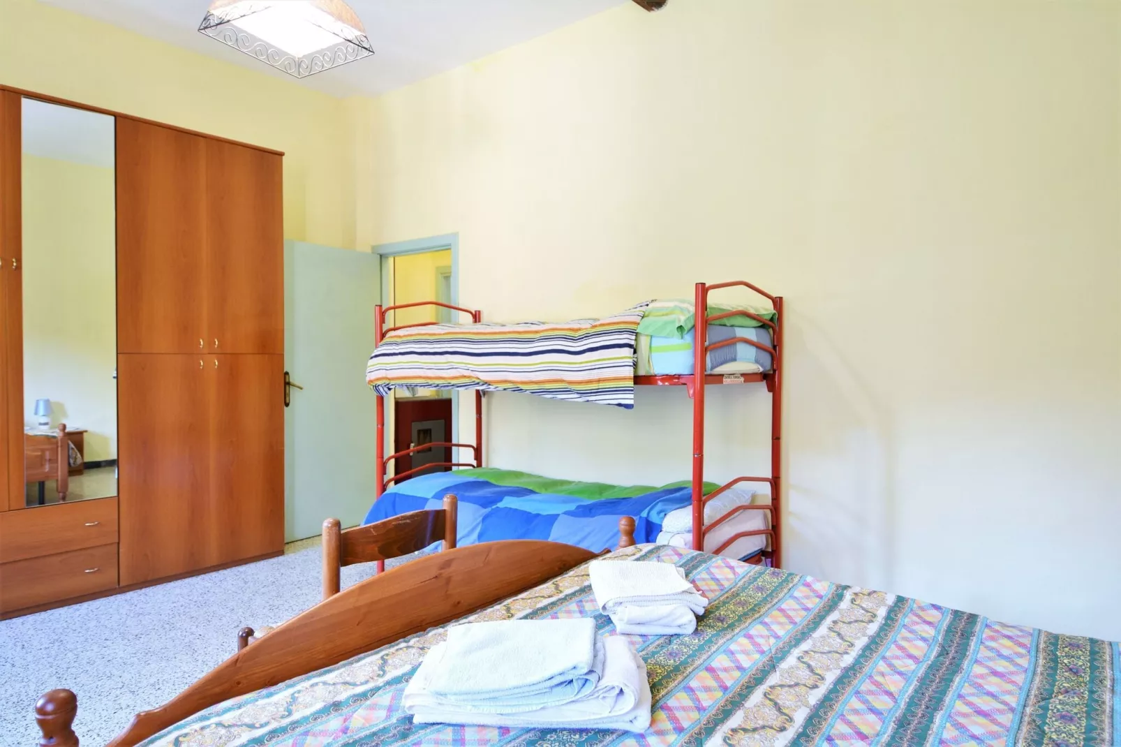 Betty-Bedroom