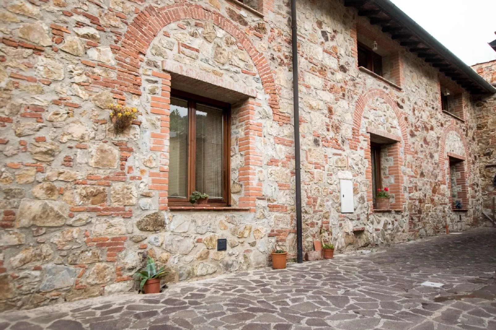 Itaca-Exterior summer