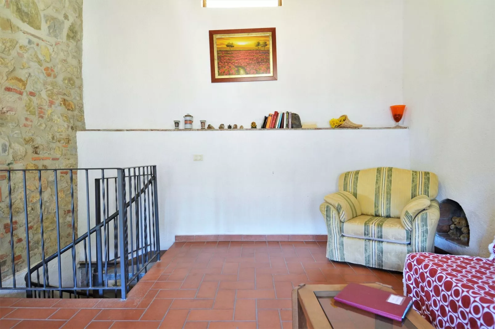 Stella-Living room