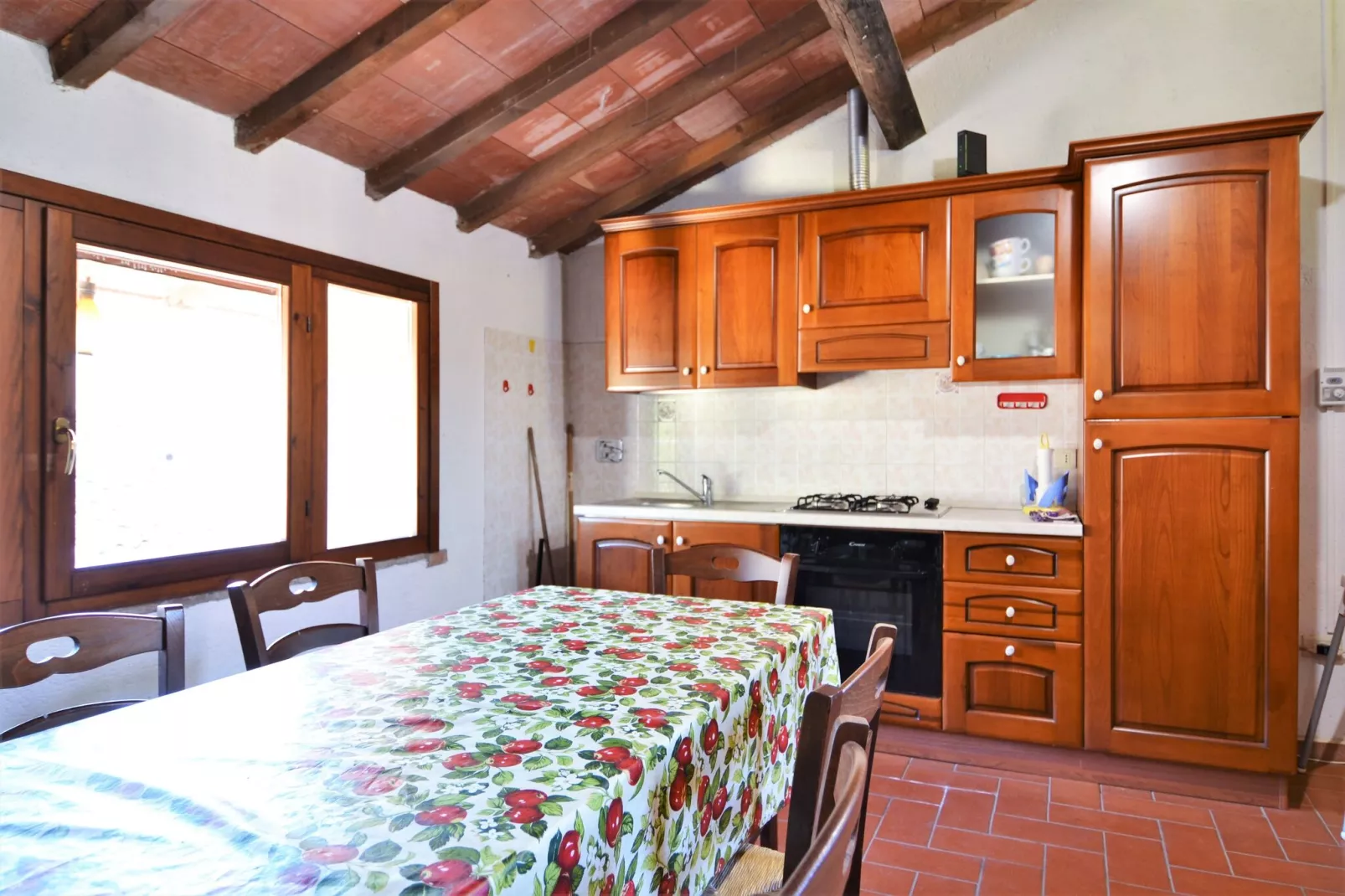 Stella-Kitchen