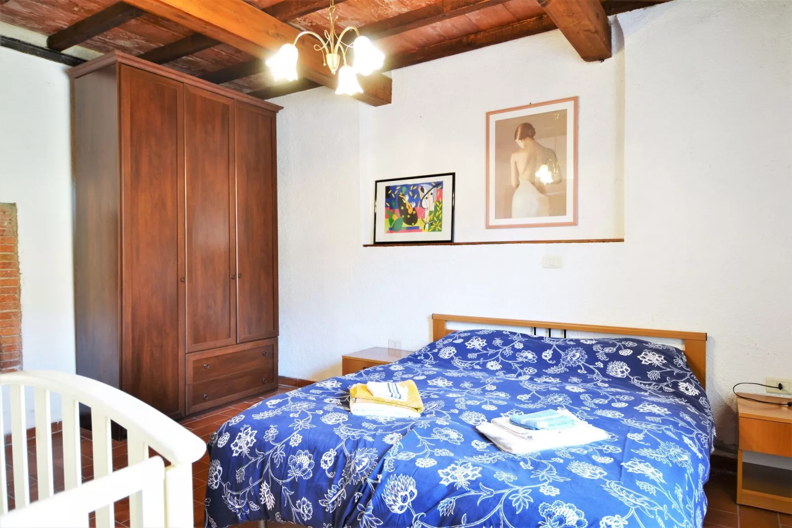 Stella-Bedroom