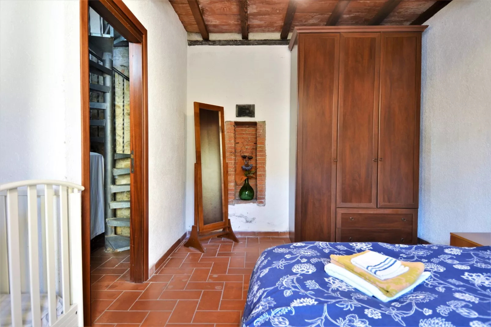 Stella-Bedroom