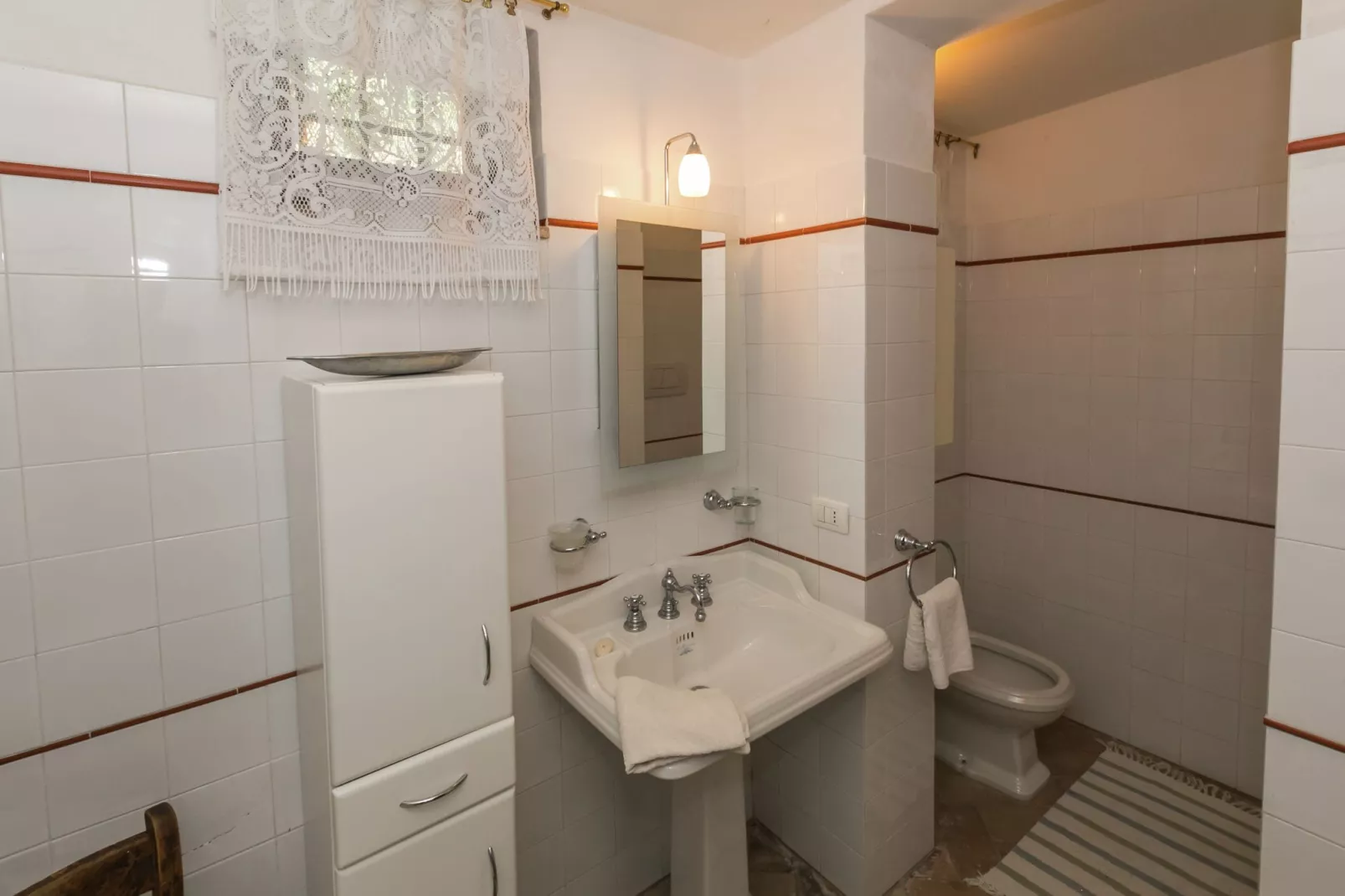Monte Amiata-Bathroom