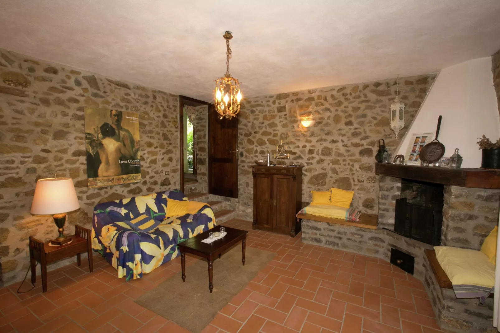 Santa Fiora-Living room