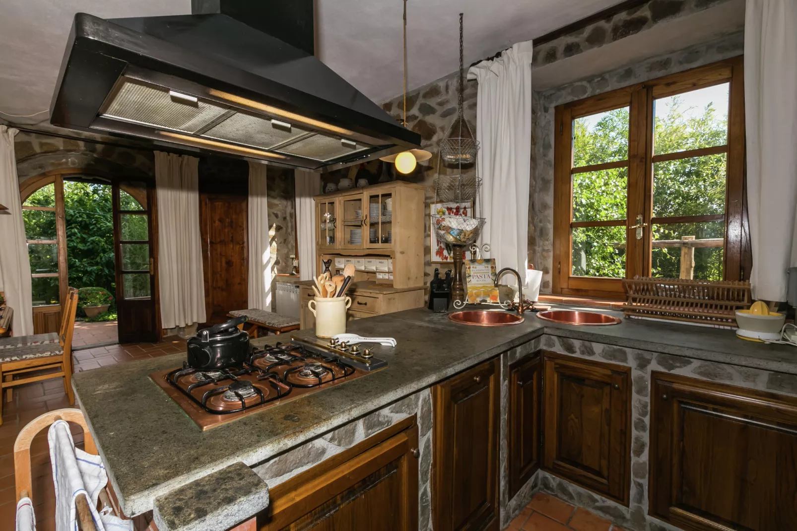 Santa Fiora-Kitchen