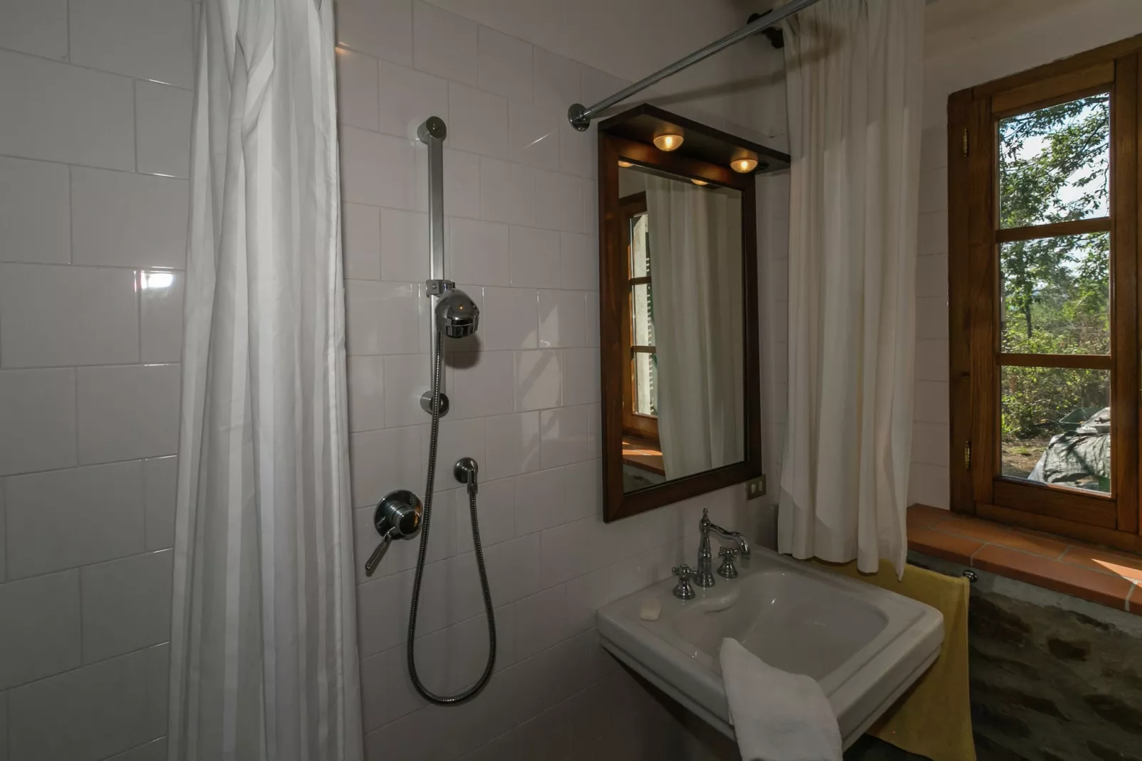 Santa Fiora-Bathroom