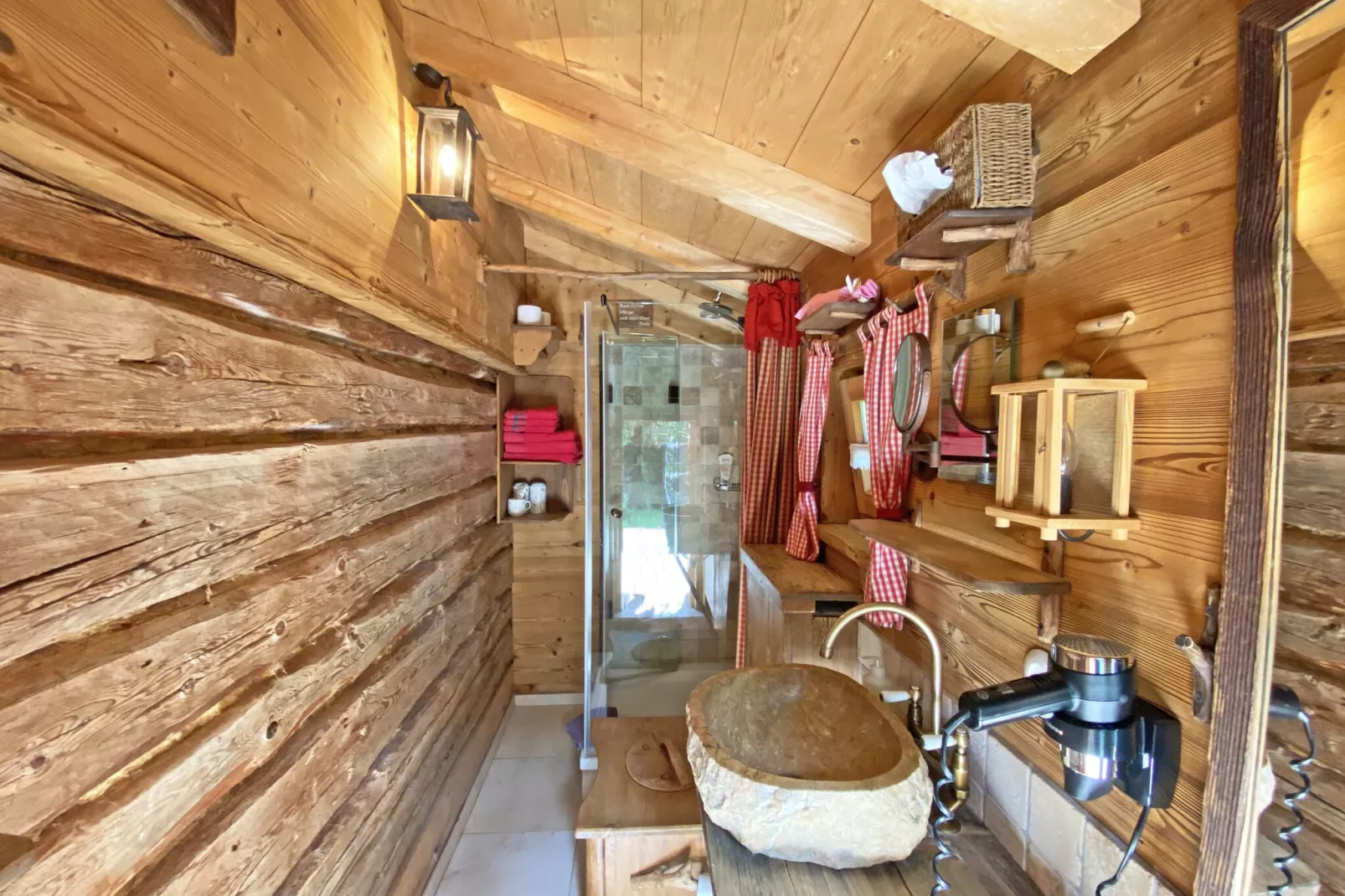 Almhütte-Badezimmer