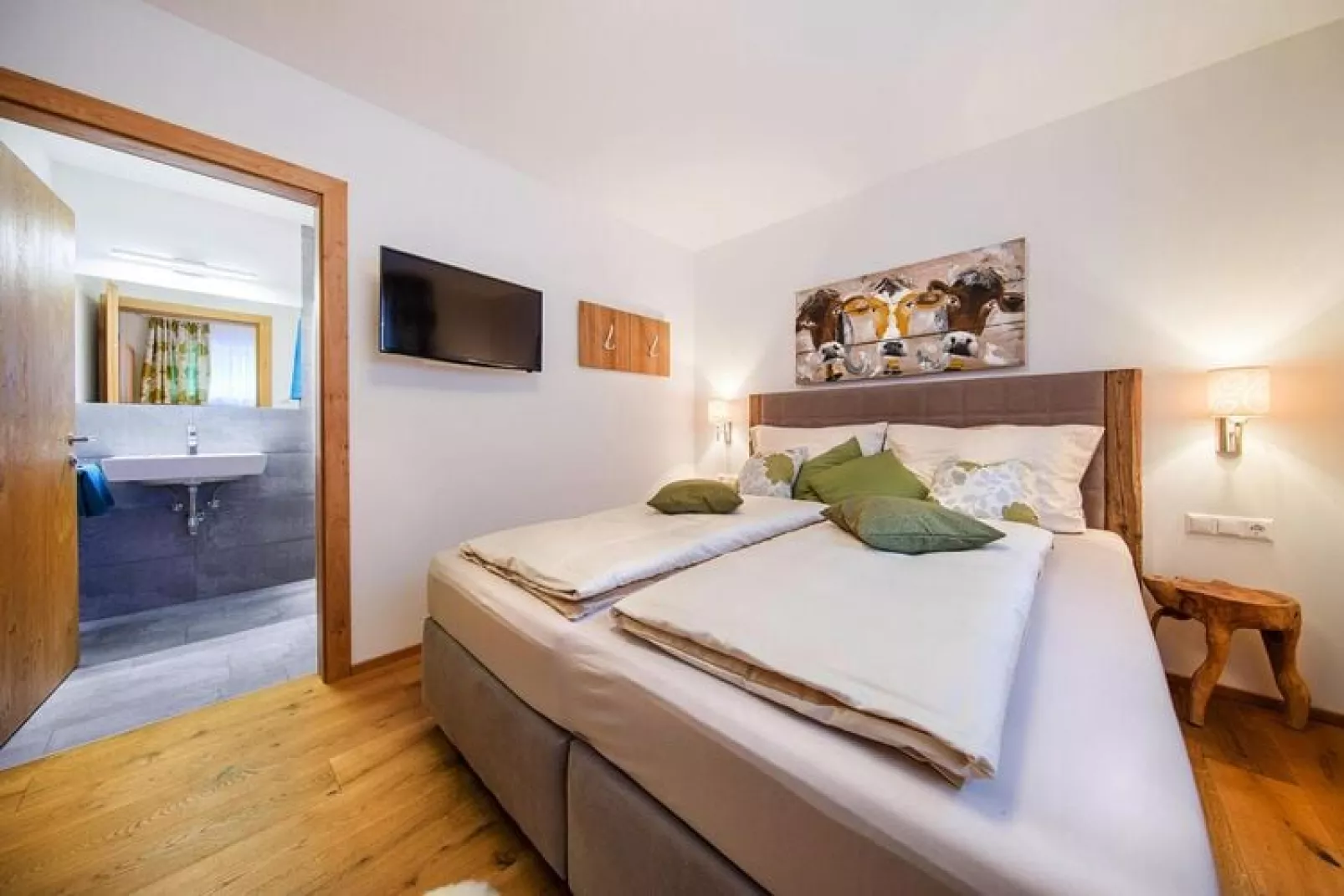 Helios Appartements-Bedroom