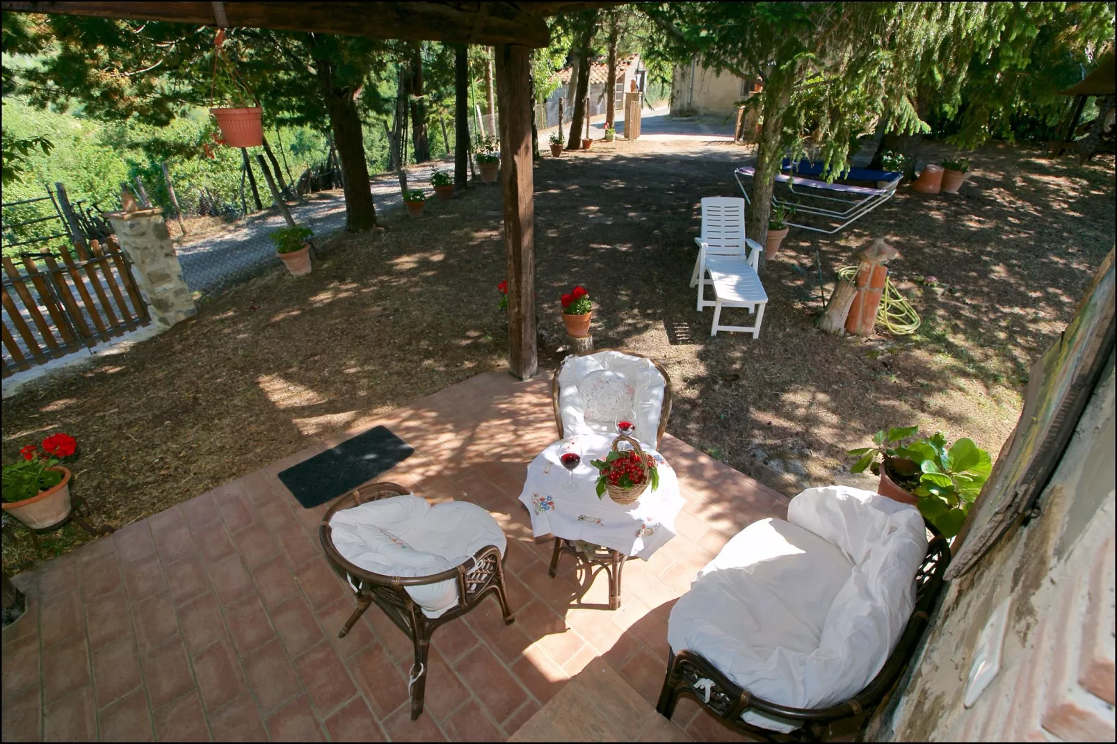 Baita del Por Azzolo-Terrace balcony