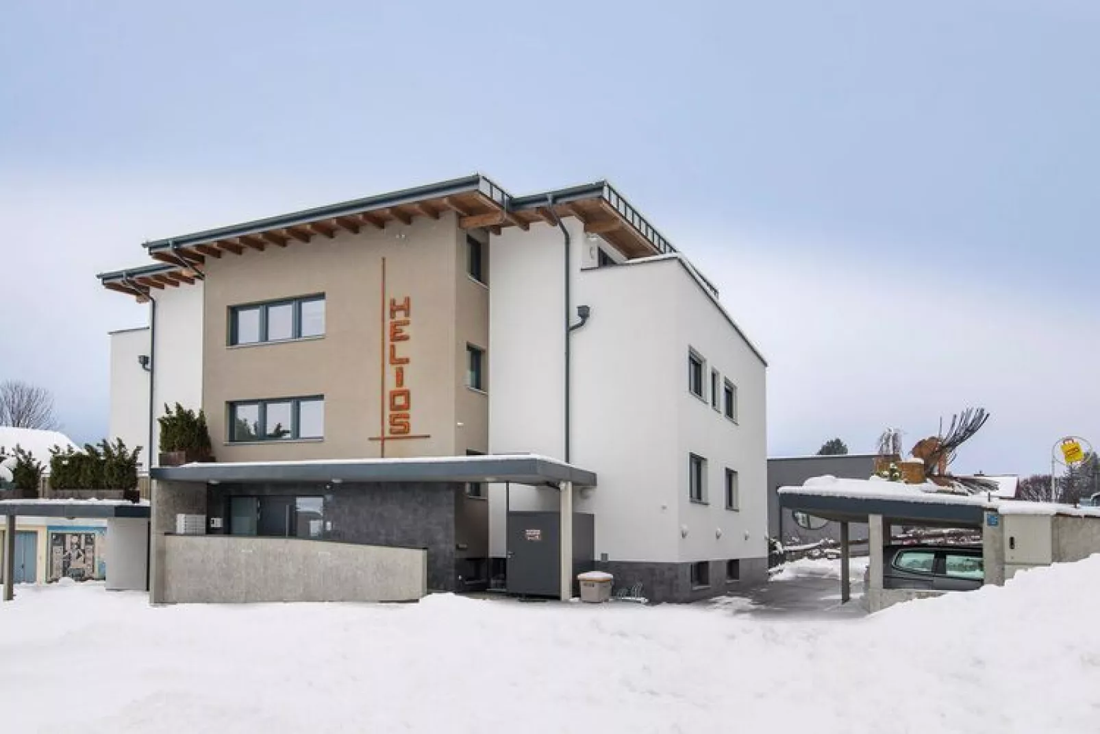 Helios Appartements-Extérieur été