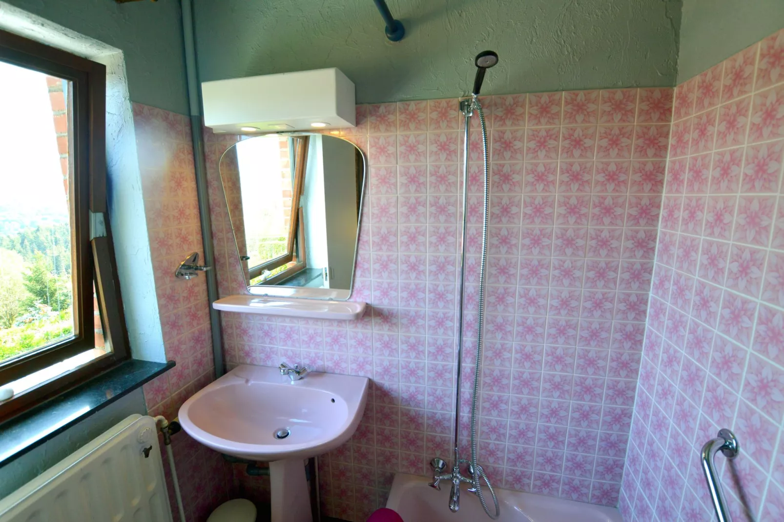 Auberge de Halinsart-Bathroom