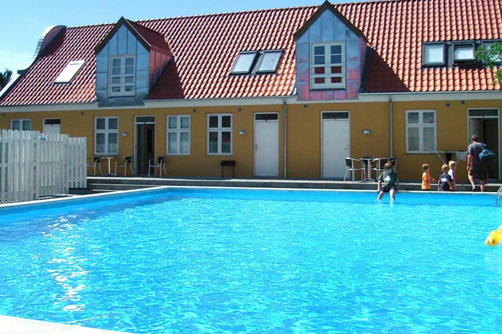 6 Personen Ferienhaus in Gudhjem-Schwimmbad
