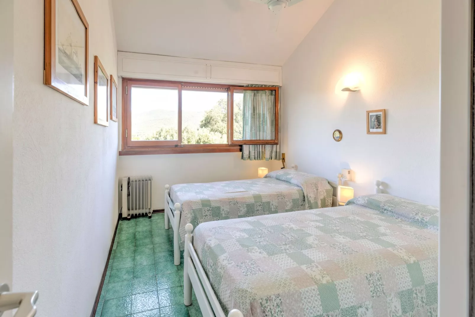 Le Mimose nr 11-Bedroom