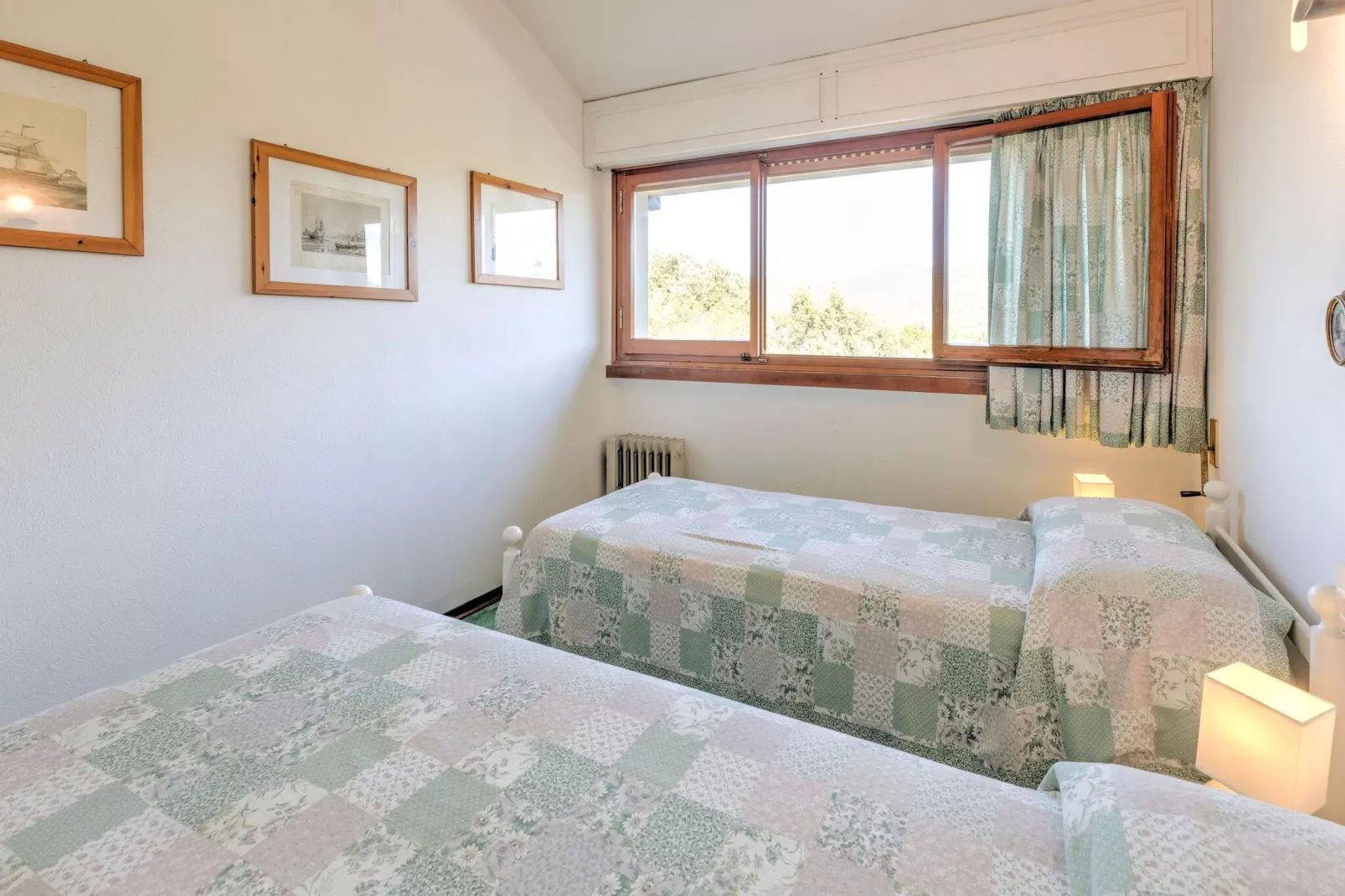 Le Mimose nr 11-Bedroom