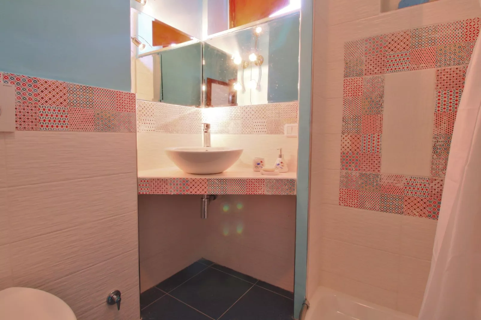 Il Girasole-Bathroom