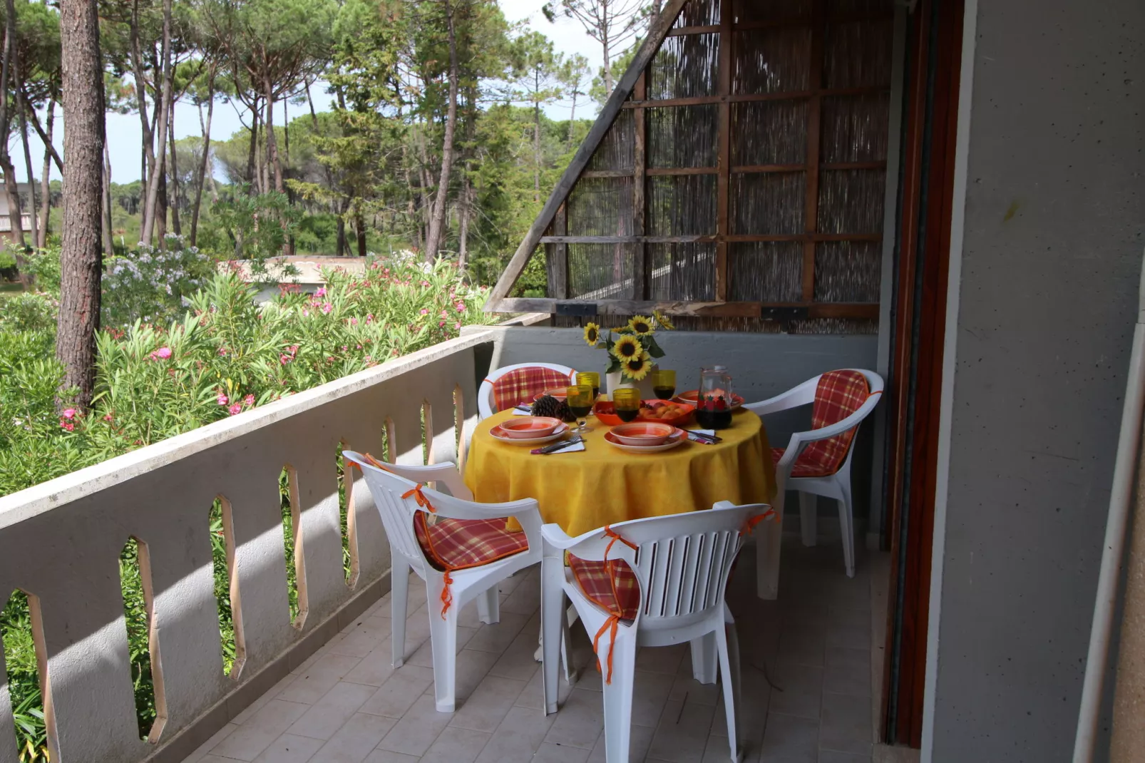 Il Girasole-Terrace balcony