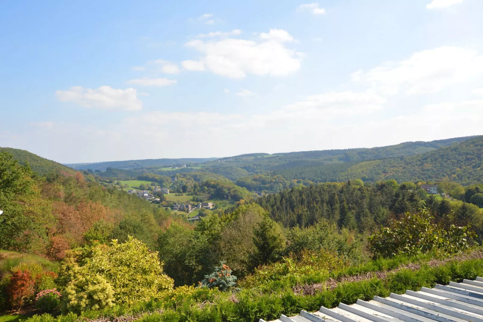 Auberge de Halinsart-View summer