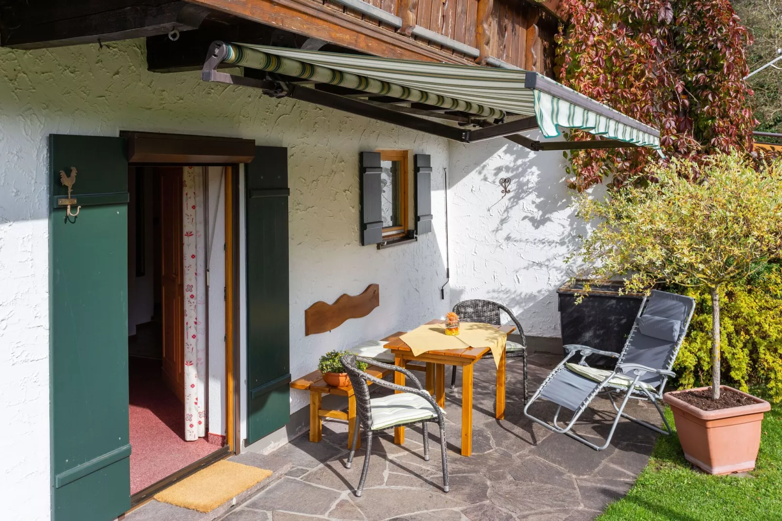 Trauchgau-Terrace balcony
