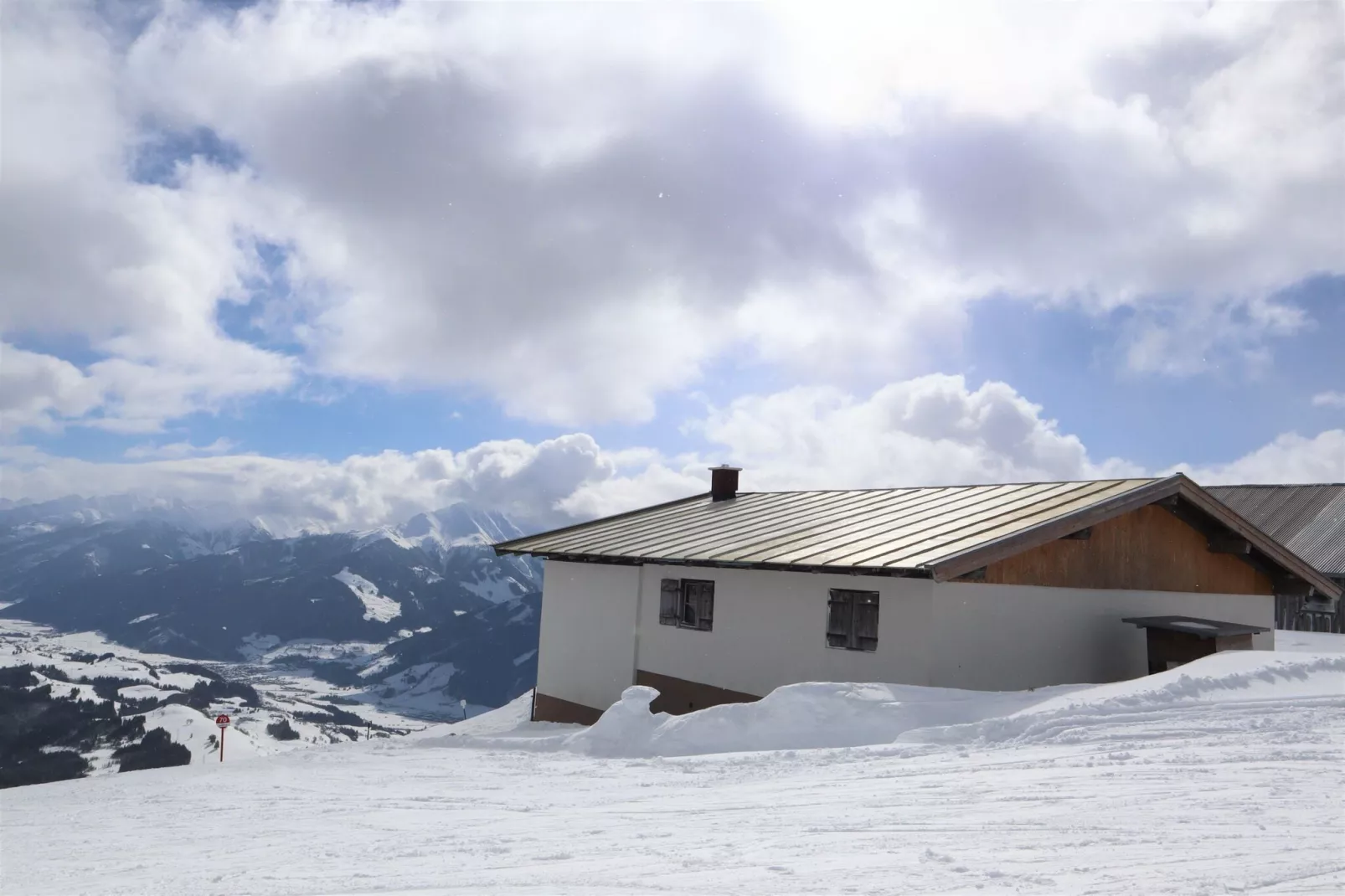Almhütte Gipfelblick-Exterior winter
