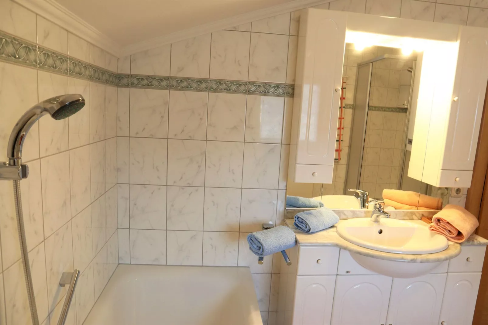Ferienwohnungen Johann und Eva-Bathroom