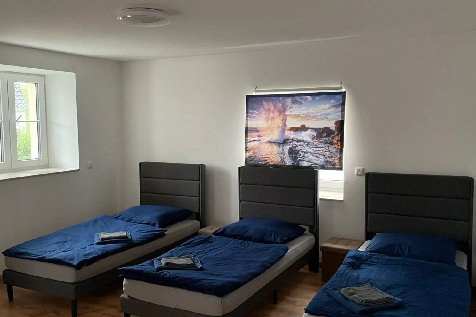 Ferienwohnung Haunsheim links-Schlafzimmer