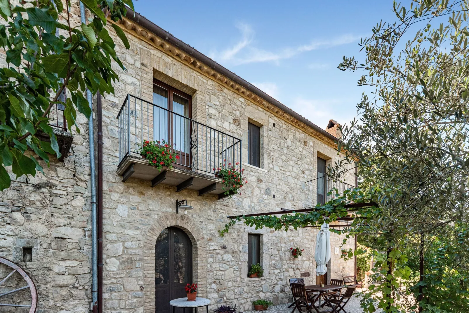 Il Gelso-Exterior summer